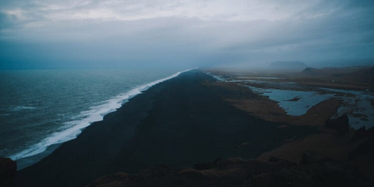 Günlerdir Yazacaklarımı Okuyorum
