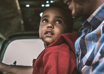 Bu Yaşta Çocuk Olmak